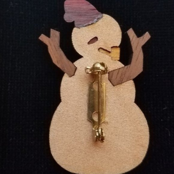 Holiday Jewelry - Snowman Brooch - Picture 3 of 4